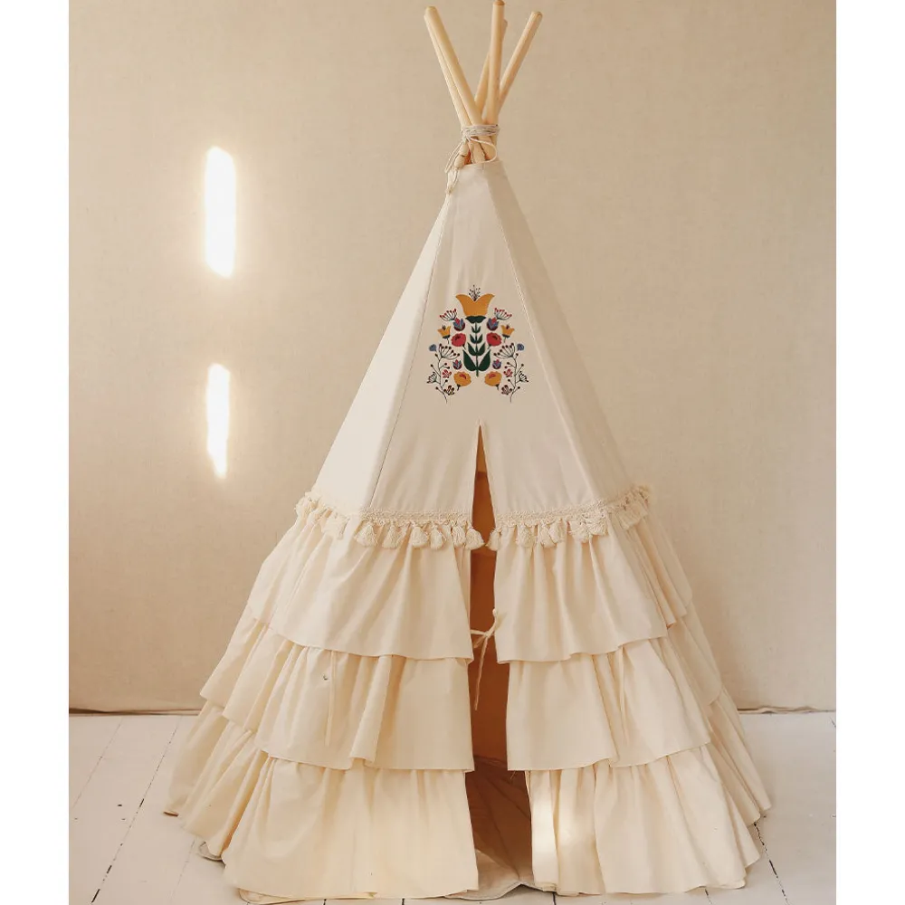 Teepee Tent with Frills and Mat Set