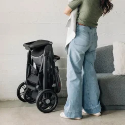 Vista V3 Stroller + Nuna PIPA Series Travel System